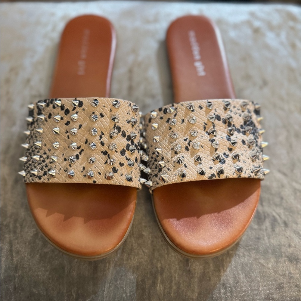 Madden Girl Tan Silver Studded Sandals